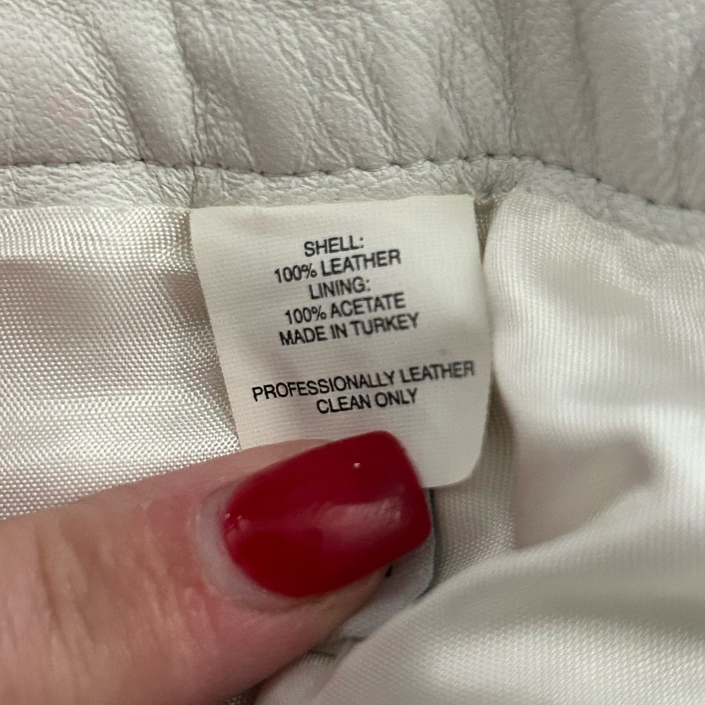 Express Elegant White Genuine Leather Pants with floral fretwork size 8 - Picture 14 of 15
